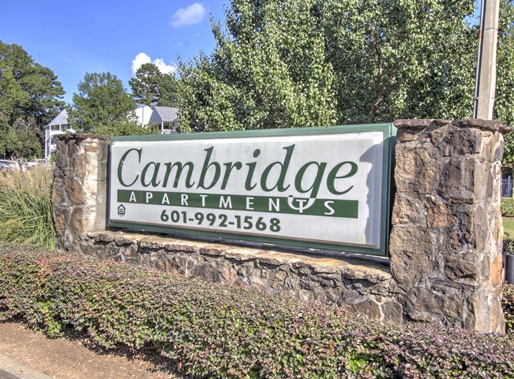 Cambridge Apartments Flowood MS Welcome Sign